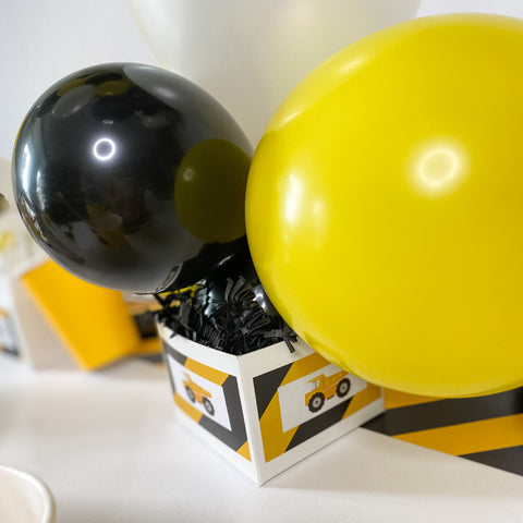 CENTRE DE TABLE BALLON ANNIVERSAIRE GARÇON EN FORME DE CAMION