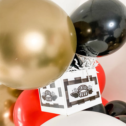 THÈME DES AMIS - CELUI OÙ… CENTRE DE TABLE EN BALLON